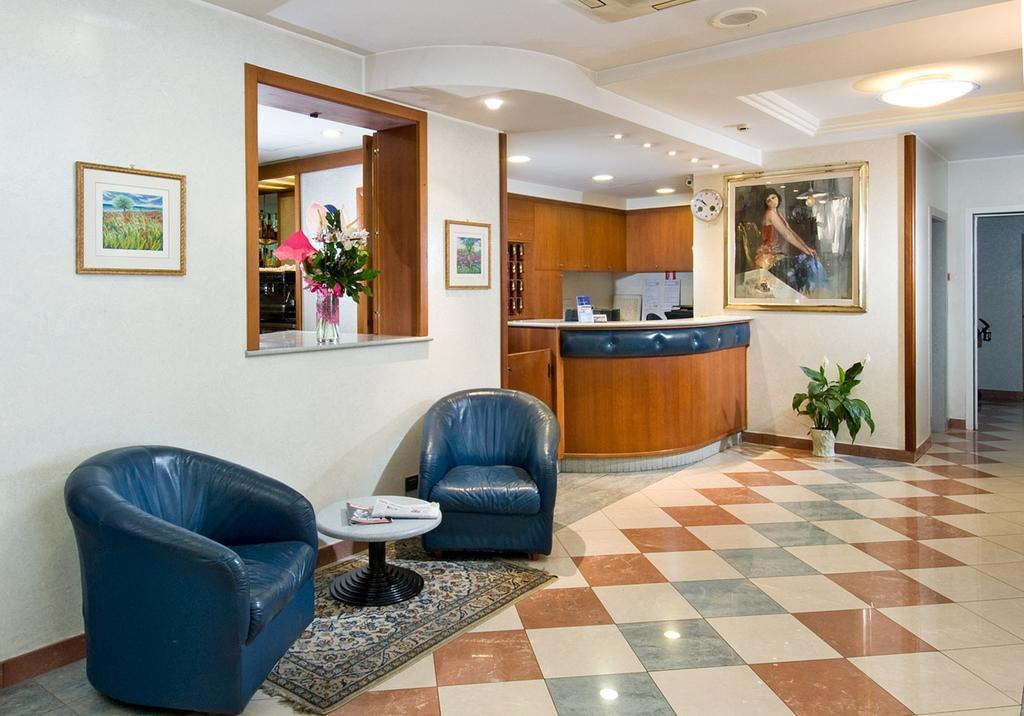 Hotel Europa Cupra Marittima Ngoại thất bức ảnh