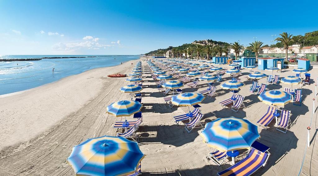 Hotel Europa Cupra Marittima Ngoại thất bức ảnh