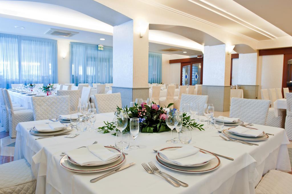 Hotel Europa Cupra Marittima Ngoại thất bức ảnh